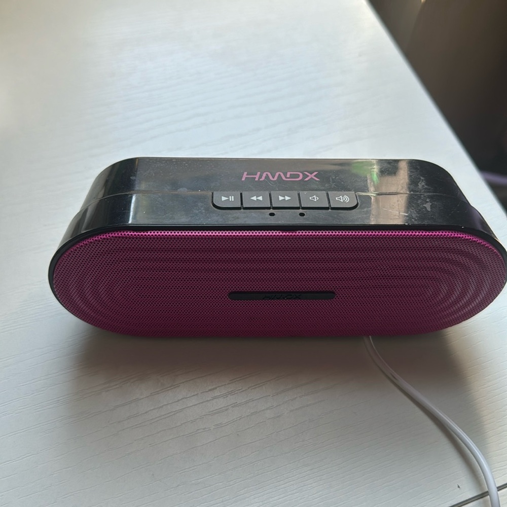 pink speaker bluetooth!